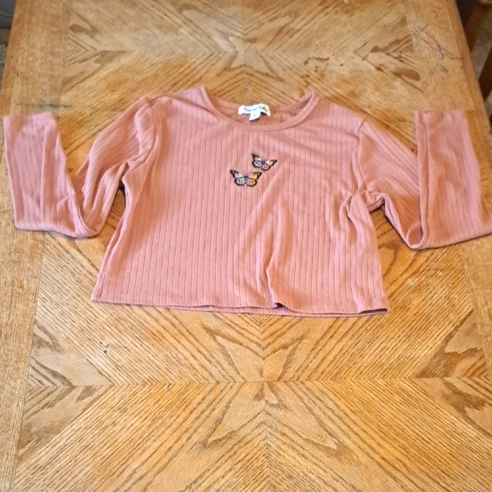 VINE&VALLEY Long Sleeve Crop Top